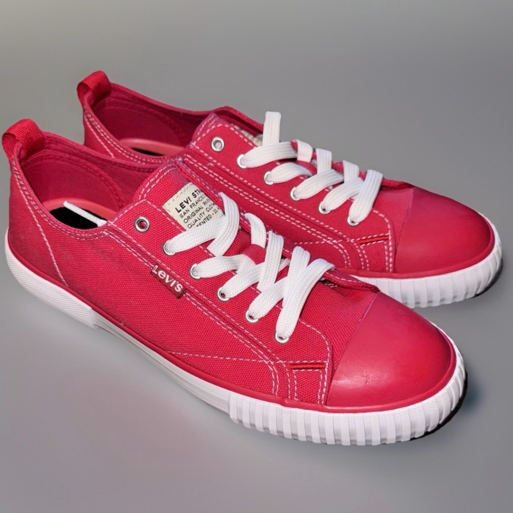 NWOT! Levi’s Red Sneakers